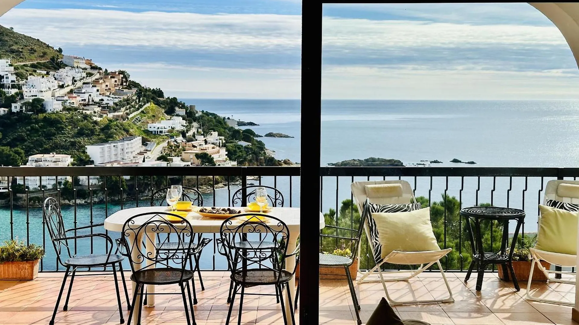 3176 Jeroni Pau 39 2º Izq., Fantastico Apartamento Con Vistas Inmejorables Al Mar, Cerca Del Camino De Ronda. - Es-258-11 Roses Apartmán